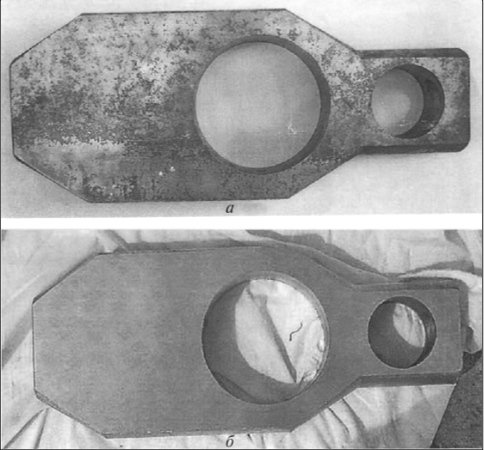 Рис. 4. Поверхность шибера: а – разрушение в процессе эксплуатации, поверхностный слой получен газотермическим напылением; б – состояние детали после нанесения лазерного покрытия и последующей эксплуатации