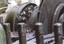Рис. 2. Отложения в компрессоре после года эксплуатации без реагентной обработки